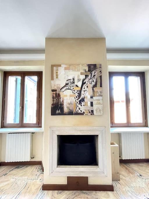 Apartment Under The Basilica Of Sant'Andrea Mantova Luaran gambar