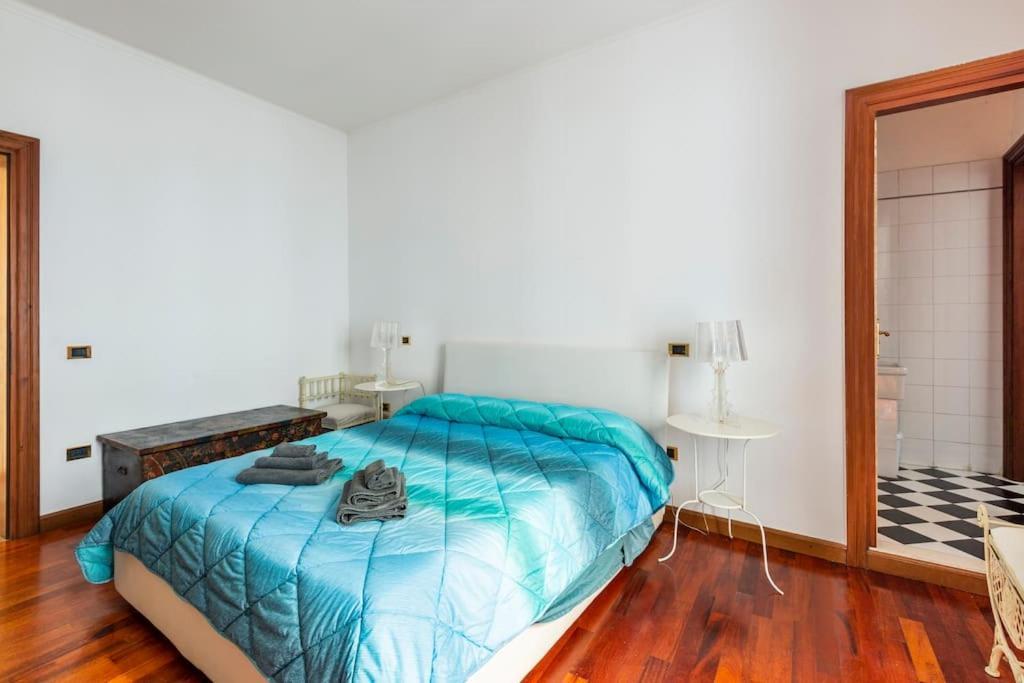Apartment Under The Basilica Of Sant'Andrea Mantova Luaran gambar